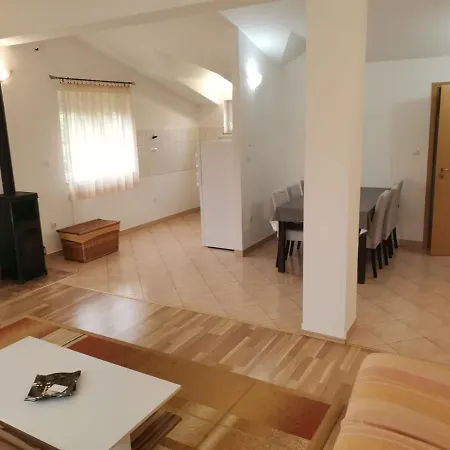 Apartment Jurika Trilj