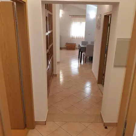 Jurika Apartment Trilj