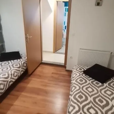 Jurika * Trilj