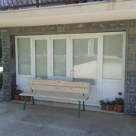 Jurika Apartment