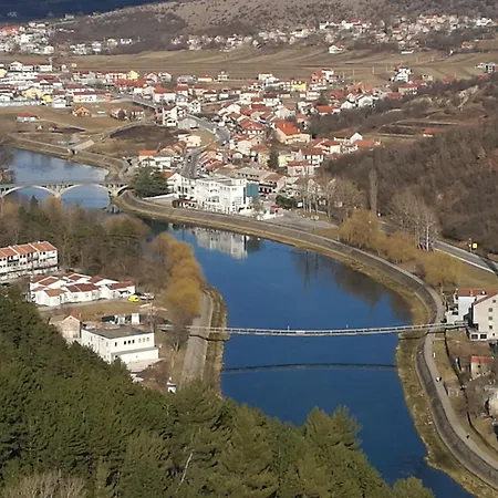 Jurika * Trilj